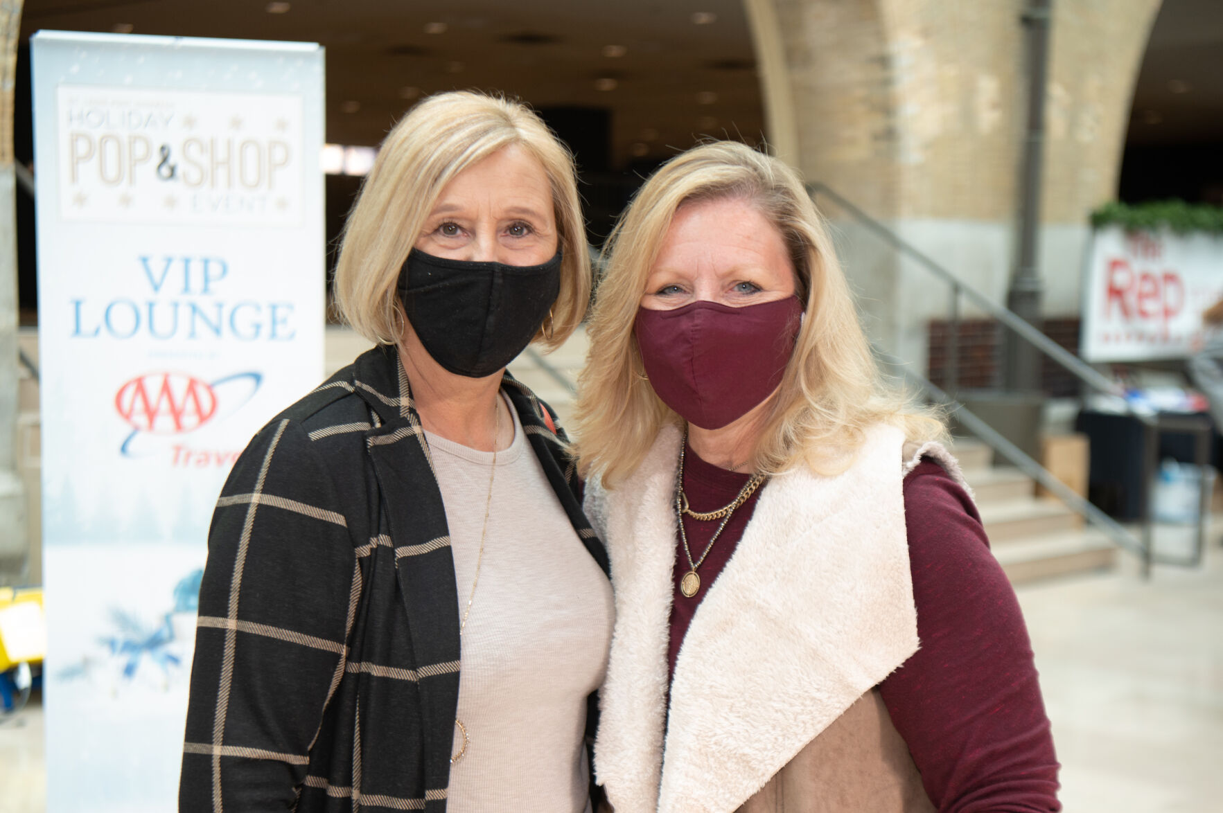 Holiday Pop & Shop at Union Station